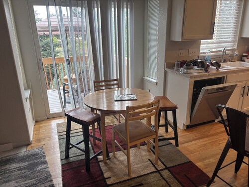 Fabulous 3-bedroom house with AC in charming Lafayette