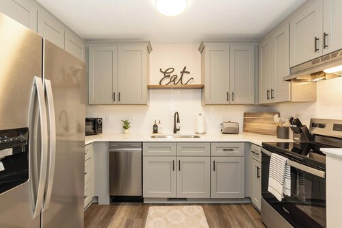 Decked Out: mins to Lenovo Center, Carter-Finley Stadium, State Fair and more!