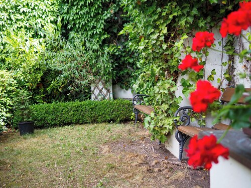 Hotel 16 & Apartments Prague City Living