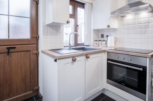 The Brambles - 2 Bedroom Cottage - Llanteg