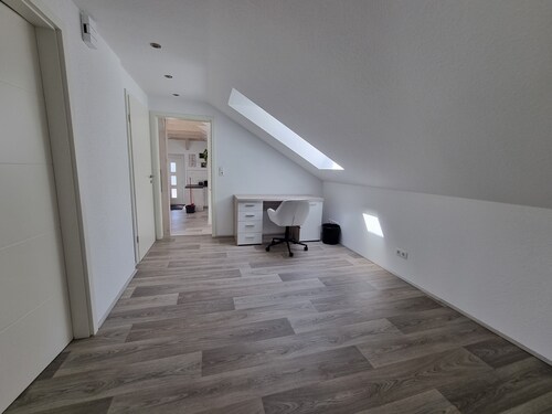 90 qm FeWo für 2 Gäste im neu ausgebautem DG mit seperatem Eingang