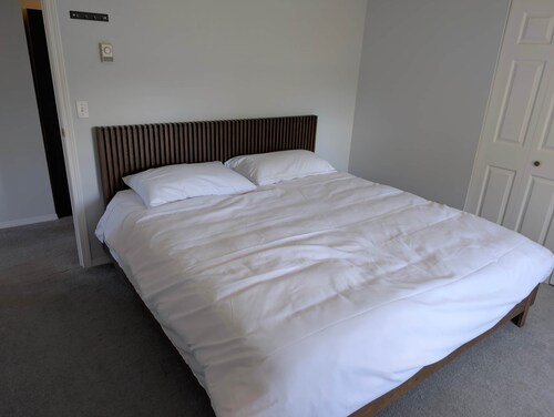 The Founder's Vista Suite, Spacious, Panoramic Ocean Views