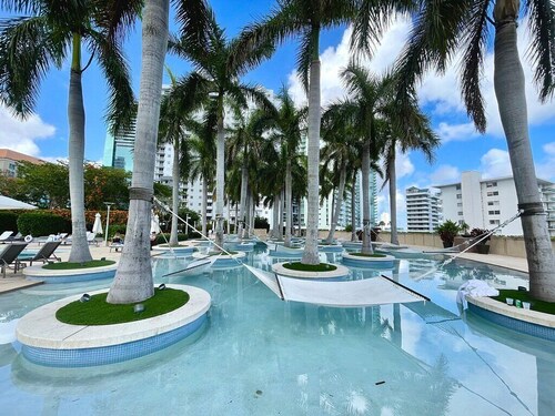 Four Seasons Studio Kitchen