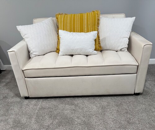 4 bedrooms Sleeps 14