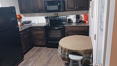 Rainwaters Bunkhouse - Close to Crystal Springs and Lake Ouachita