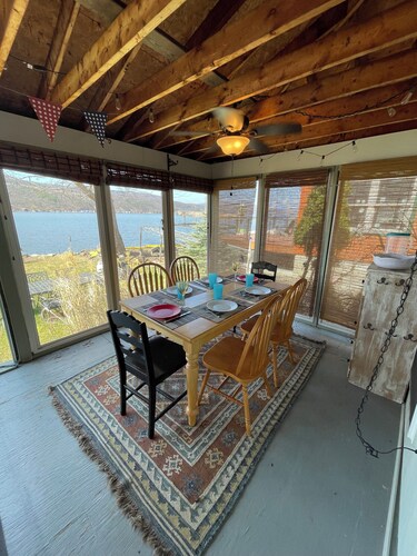Year-round, beautiful lake front home on Canandaigua Lake. 20-min to Ski Resorts