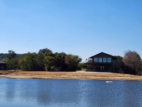 Rustic Secluded Getaway – 3BR Cabin with Private Pond, Near Possum Kingdom Lake