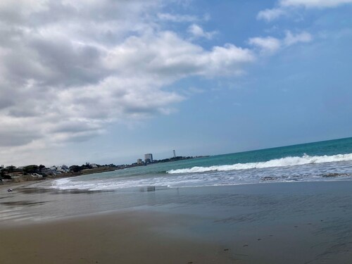 Hermoso departamento 3 min de la playa + piscina + parqueo