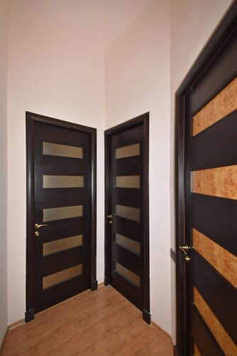 Spacious Apartment by Luxe Group TT606