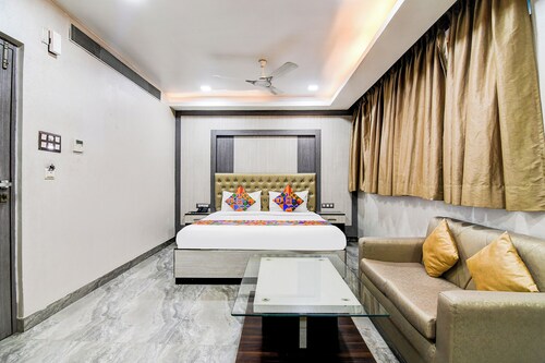 Fabhotel Aafreen International