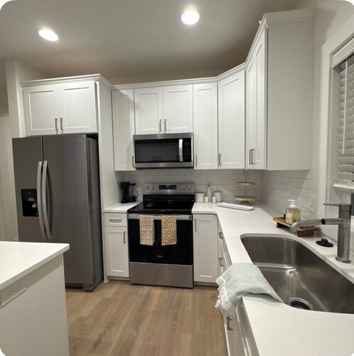 1 mi from Toomer’s / 2 mi from Jordan Hare 
Sleeps 8