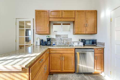 Walkable Location, Fenced Yard: Wickenburg Home!