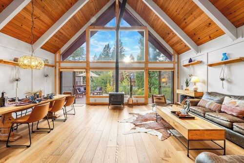 Classic A-frame Cabin w/ Hot Tub + Deck & Easy Access Near Ski + Lake Summit Haven by Avantstay