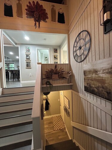 Escape to a  woodland cabin minutes from wineries, hiking, and river adventures.