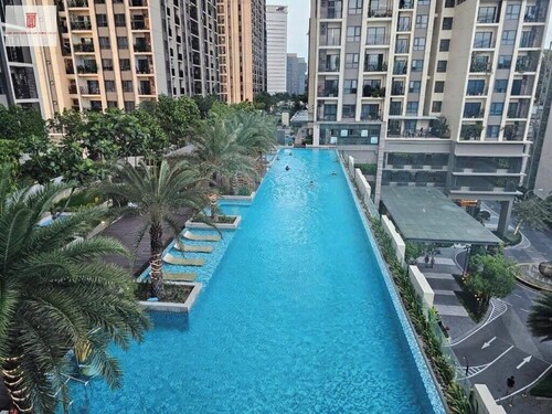 HaDo Centrosa Crown Jewel Estate