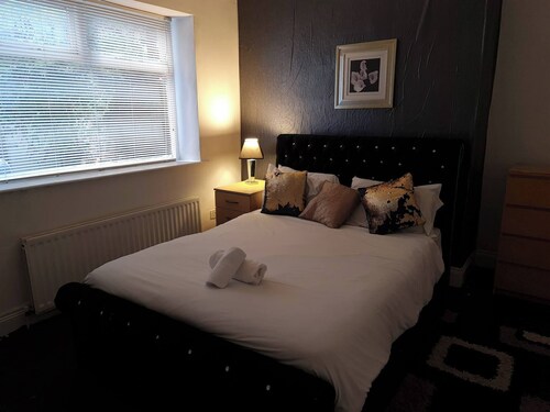 Stags Hens Contractors Longstay