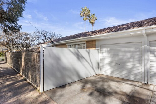 Beachside House With Garage and Outdoor Space