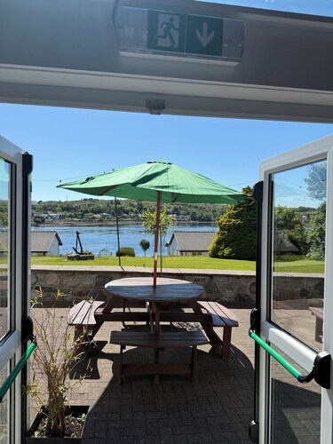 The Lochnell Arms Hotel