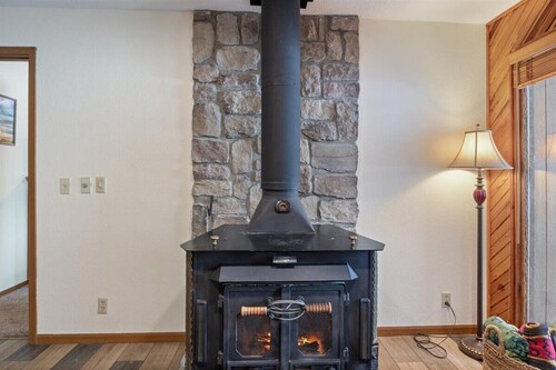 Quiet Cove, Private Dock, Fishing, Swimming, Boat Slip & Kayaks