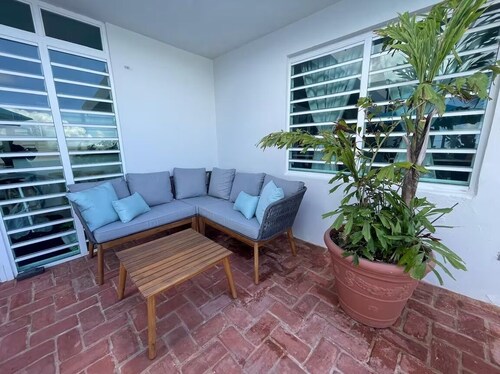 Blue Pearl-4 D'Luxe Beach Retreat