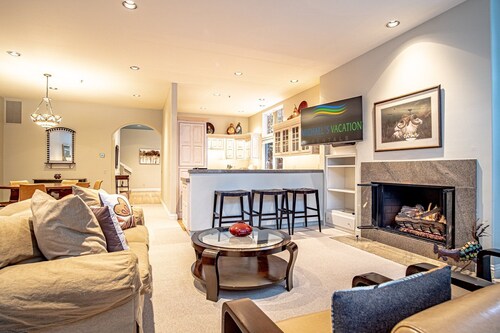 Trail Creek Treasure - Luxury 3BD nr SV Ski Lifts