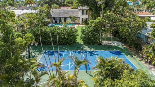 Casa Monstera Pickleball Jacuzzi Pool