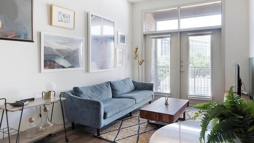 Landing Apartments Near Southtown