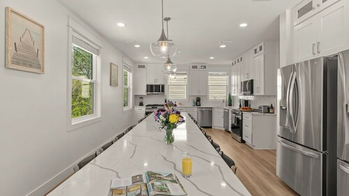Graytness by Avantstay Sleeps 32 Private Pool + Spa Golf Carts + Bikes Near Beach + Seaside
