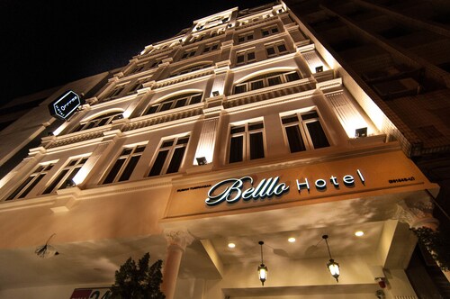 Belllo Hotel JB Central