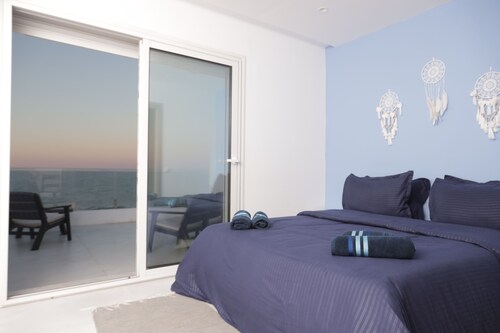 Luxurious Beachfront Apartment in La Marsa, Tunisia