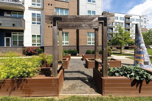 Landing Chic 1BD in Noda
