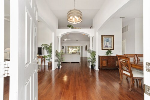 Villa S G Spacious 5 Bedroom Family Vacation Home