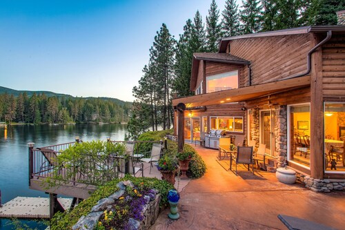 Riverfront Estate in Post Falls