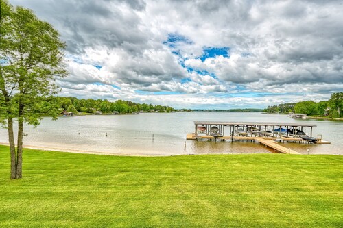 Sunset Cove - Waterways Lakefront Retreat With Boat Slip, Pool & Beach - Dogs OK