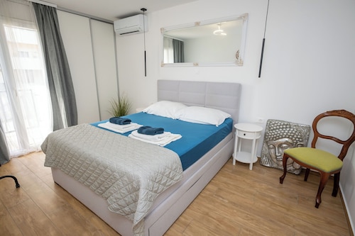 Apartment Zoya Delmar