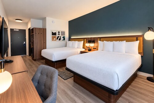 La Quinta Inn and Suites by Wyndham Central McKinney