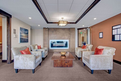 Spacious 2-bedroom Executive Condo