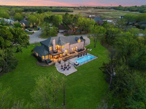The Cove Heated Pool Hot Tub Lake Access