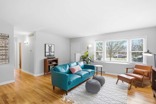Modern Home Sleeps 6 Near Downtown Mizzou