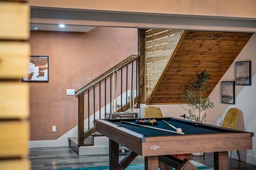 Htd Pool-hot Tub-fire Pit-fenced Yard-dogs Welcome