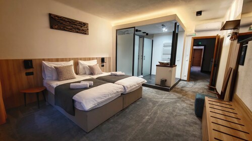 Huch House Hotel and apartments