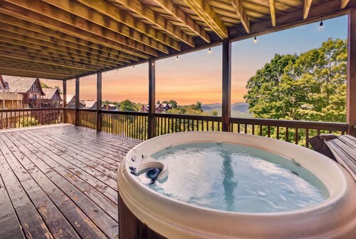 Ski-out to Hatley Pointe Hot Tub Sleeps 8