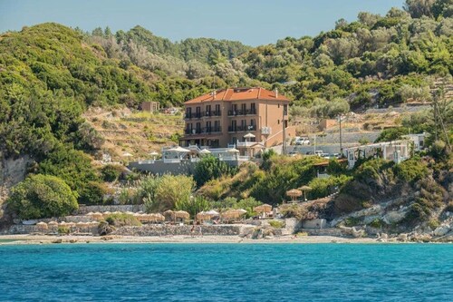 Sunrise Beach Hotel