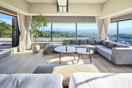ANDO HOTEL NaraWakakusayama~DLIGHT LIFE & HOTELS~