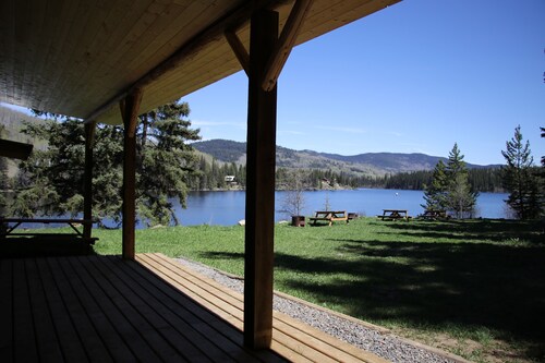 Lac Des Roches Resort