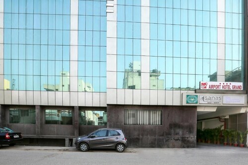 Airport Hotel Grand Delhi