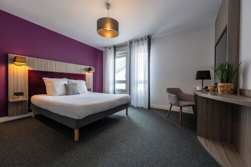 Nemea Appart Hotel Quai Victor Tours Centre