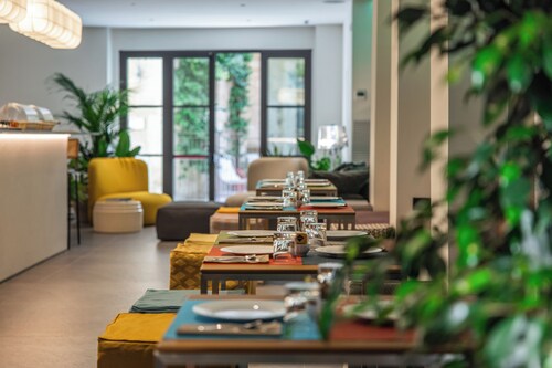 ARCO VECCHIO URBAN SUITE by EPOCA COLLECTION