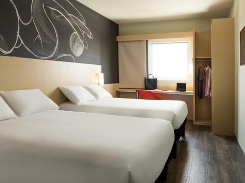 ibis Irapuato