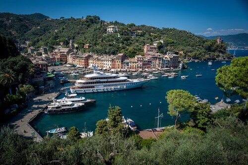 NEU! Eine TERRASSE mit Meerblick, gegenüber von PORTOFINO, 30 Minuten von der CINQUE TERRE entfernt